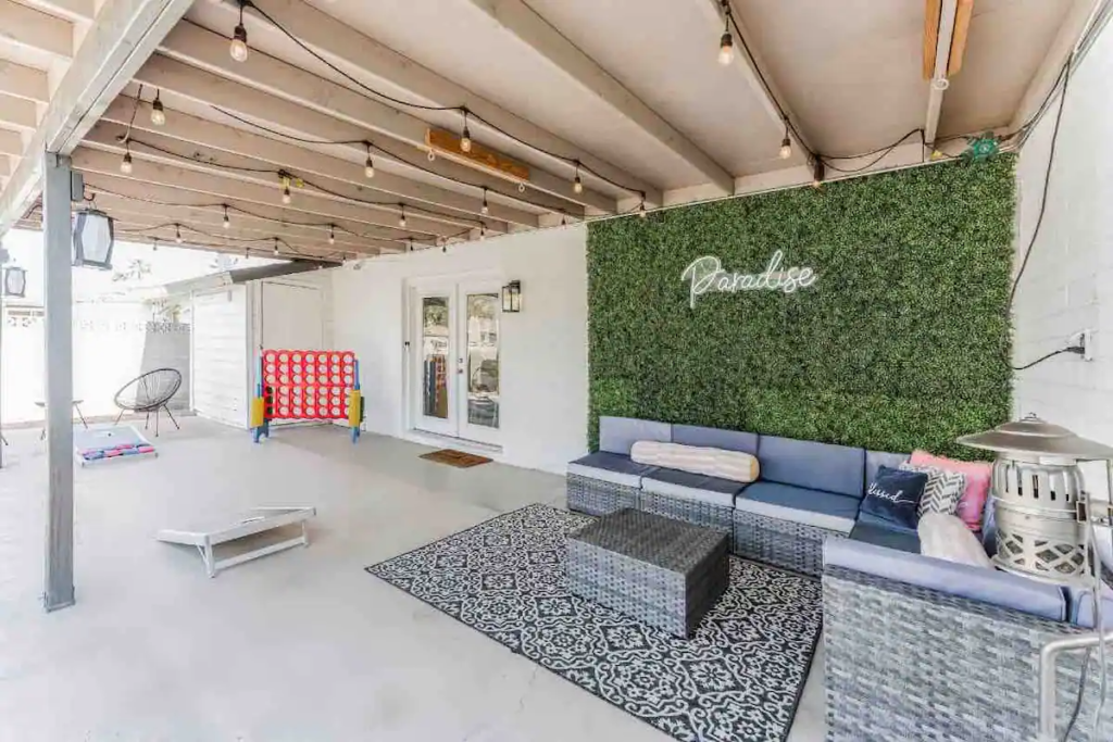 Luxury Retreat Newly Remodeled, Centrally Located